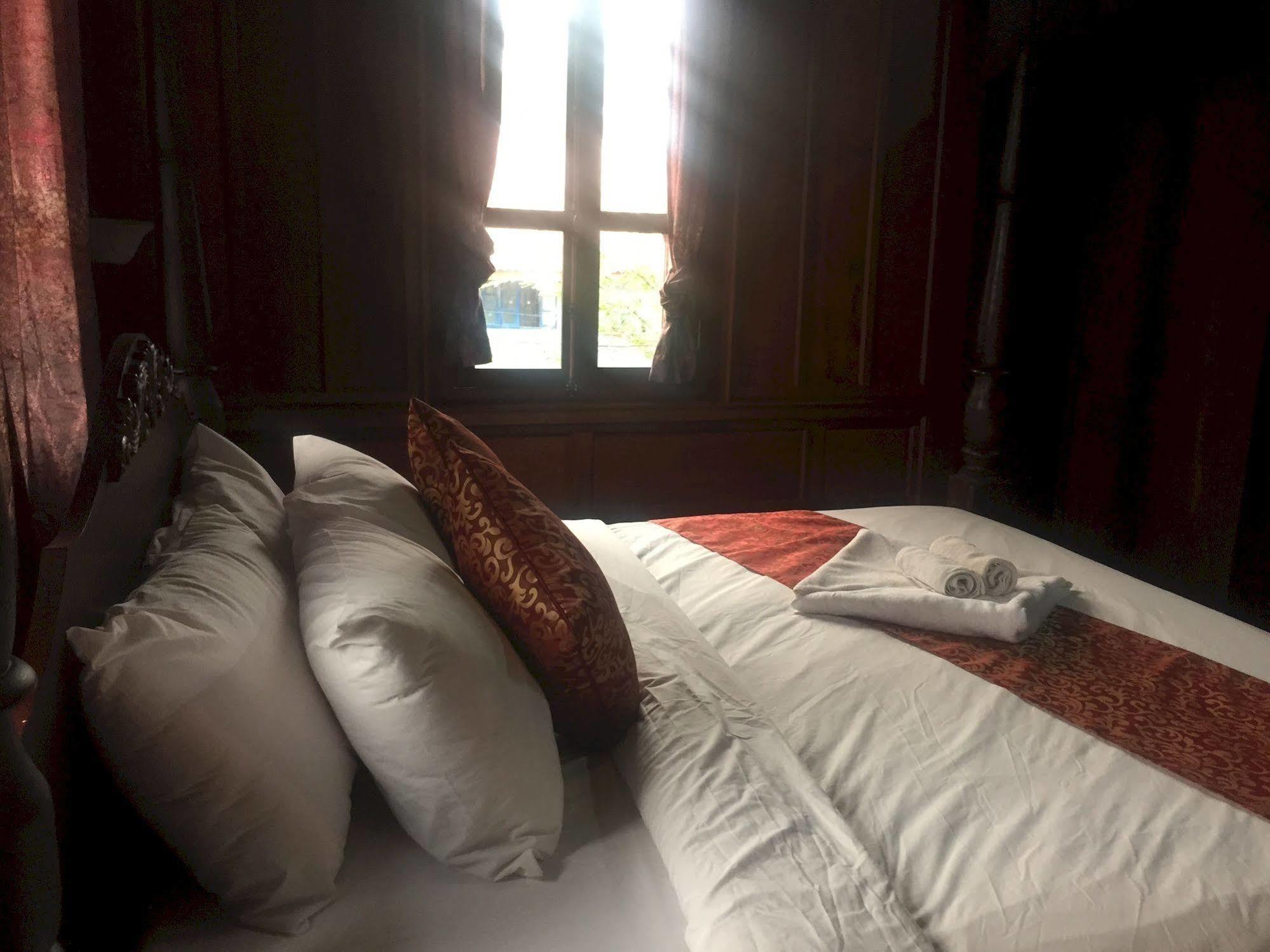 Lakhangthong Boutique Hotel ルアンパバーン エクステリア 写真