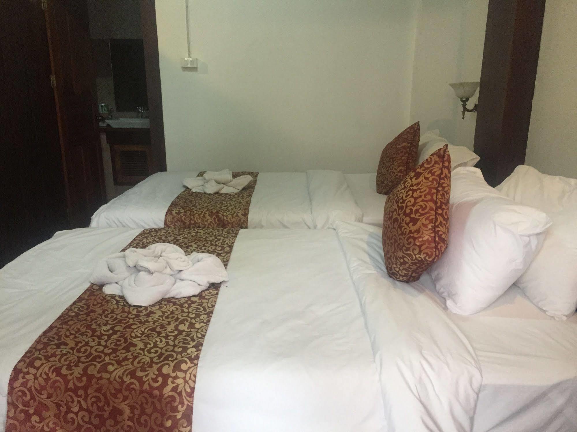 Lakhangthong Boutique Hotel ルアンパバーン エクステリア 写真