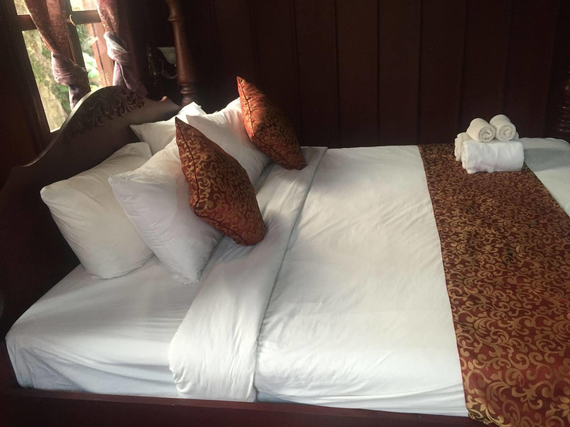 Lakhangthong Boutique Hotel ルアンパバーン エクステリア 写真