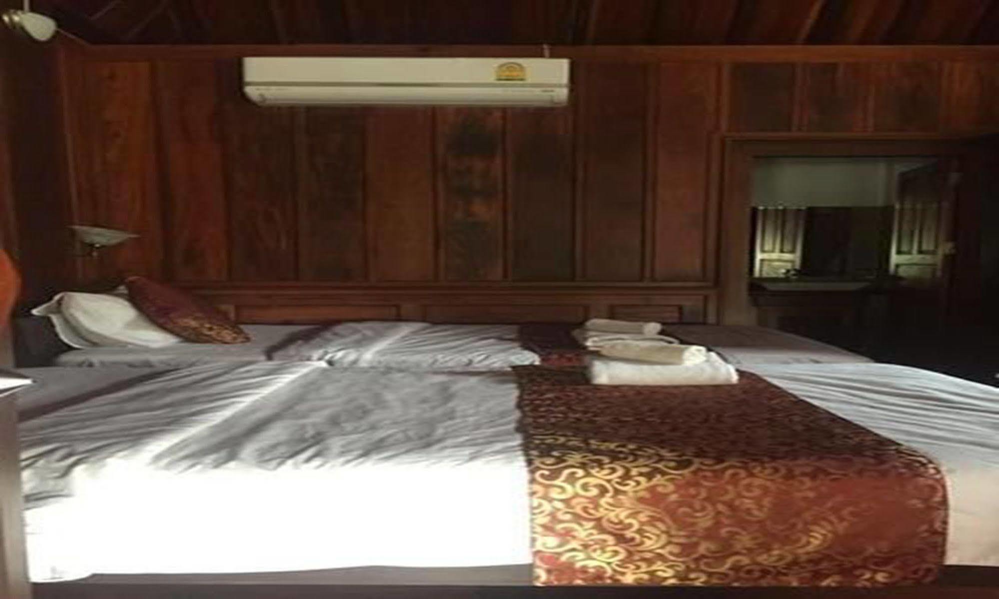 Lakhangthong Boutique Hotel ルアンパバーン エクステリア 写真